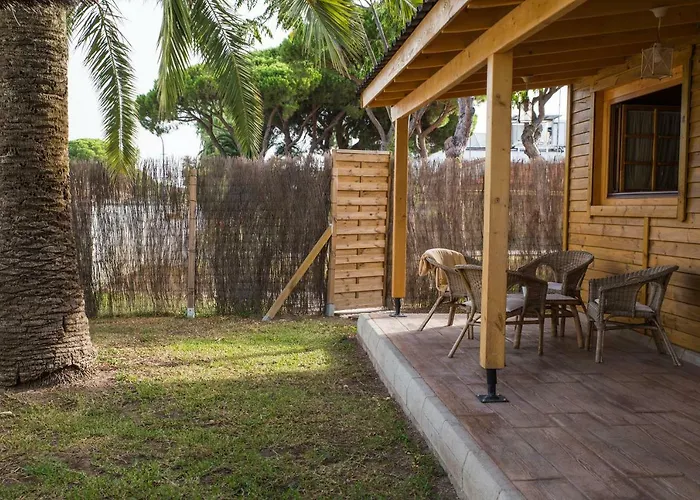 Casita de madera junto al mar